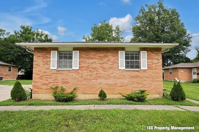Building Photo - 92 Cherrington Rd