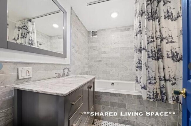 Foto del edificio - bedroom in Los Angeles CA 90018