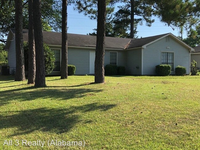 Building Photo - 3 br, 2 bath House - 3433 Herbert Drive