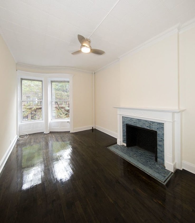 Primary Photo - 20 W 86th St