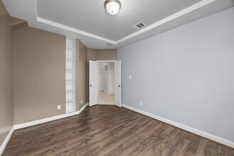 Building Photo - 8222 Lockridge Terrace Ln