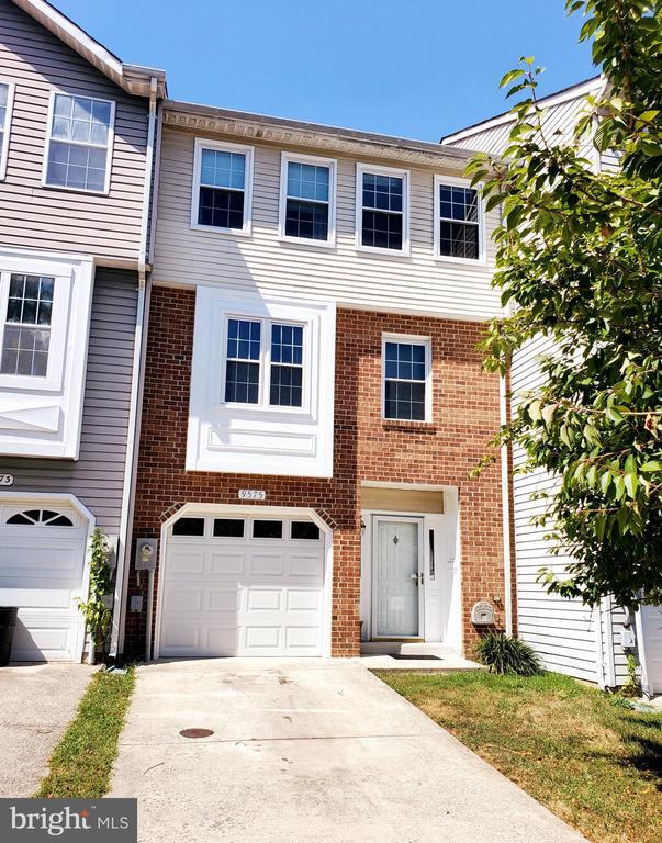 Building Photo - 9575 Donnan Castle Ct