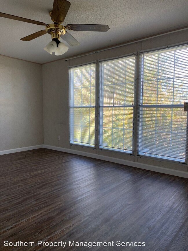 Building Photo - 3 br, 2 bath House - 908 Golf Club Road