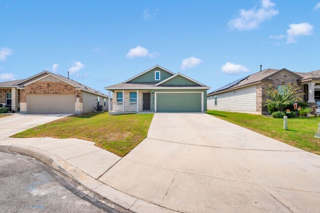 Cozy 3 Bed 2 Bath Home in Waterford Park - Cozy 3 Bed 2 Bath Home in Waterford Park