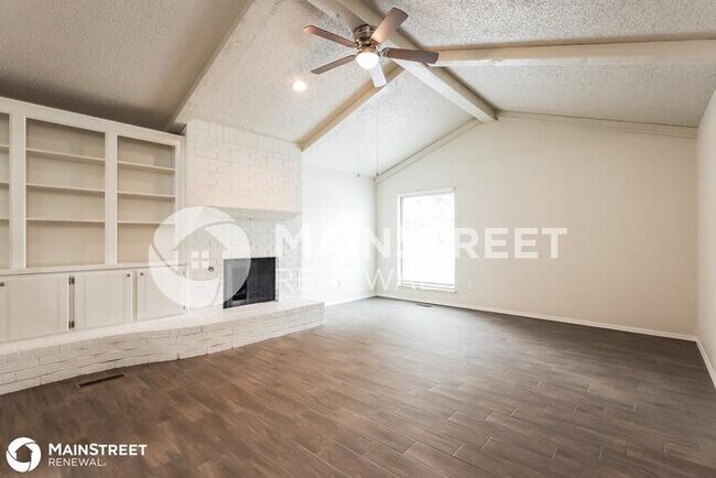 Foto del edificio - 3104 Greenwood Ct