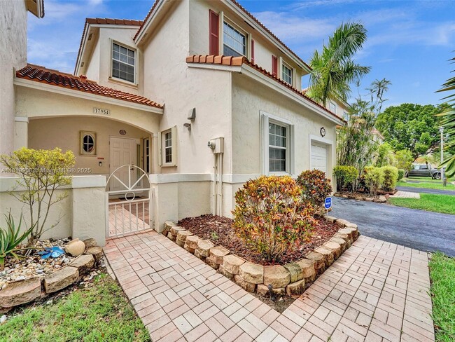 Building Photo - 17954 SW 10th Ct