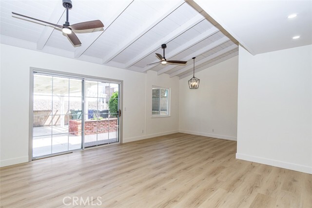 Building Photo - 14437 La Pluma Dr