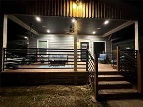 Building Photo - 410 Hunt St