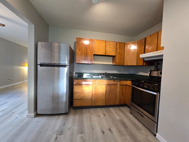 Foto del edificio - 367 Laurel Dr