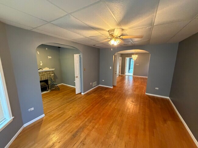 Building Photo - 4710 W Jackson Blvd