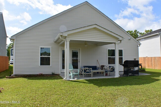 Foto del edificio - 179 Great Bend Dr