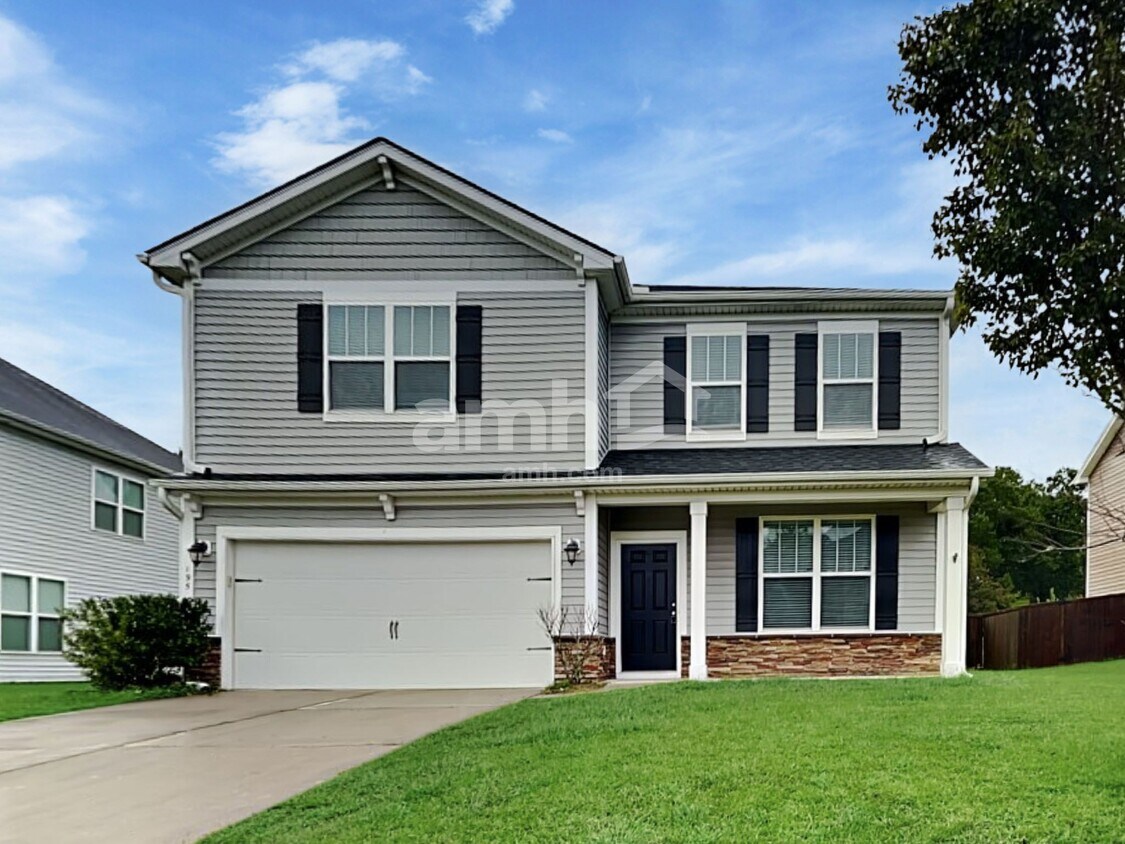 Foto principal - 195 Meadow Wood Rd