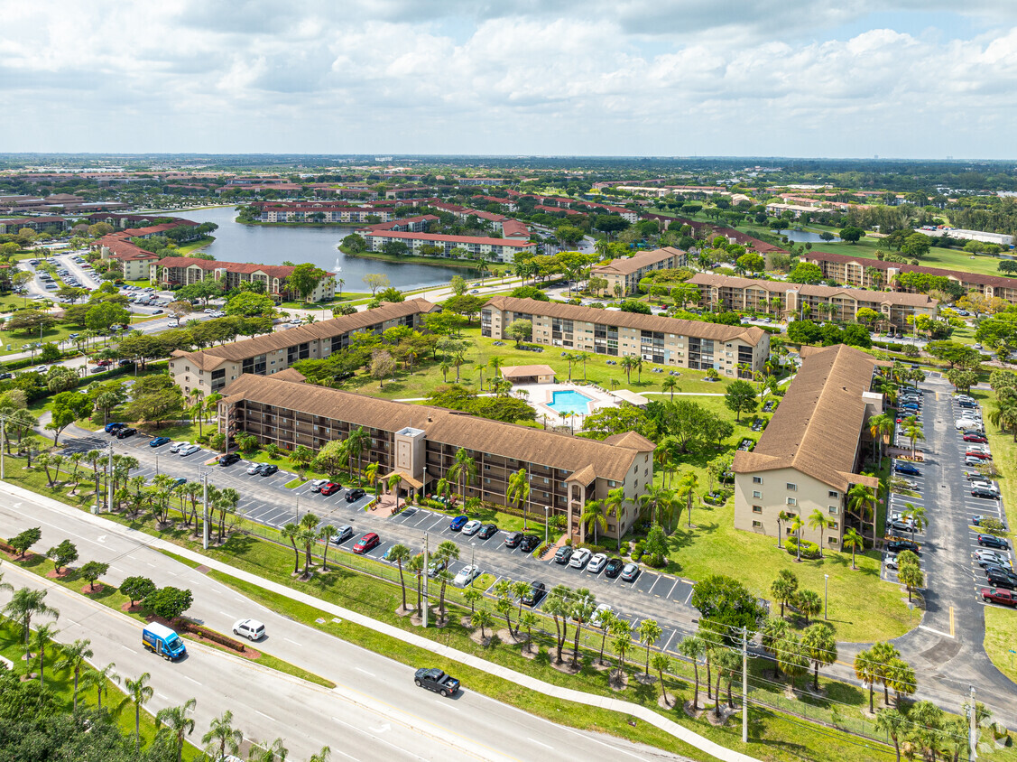 Aerial Photo - Century Village