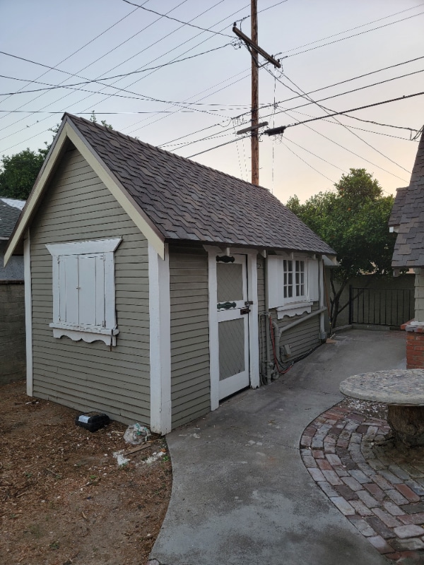 Building Photo - 521 Porter St