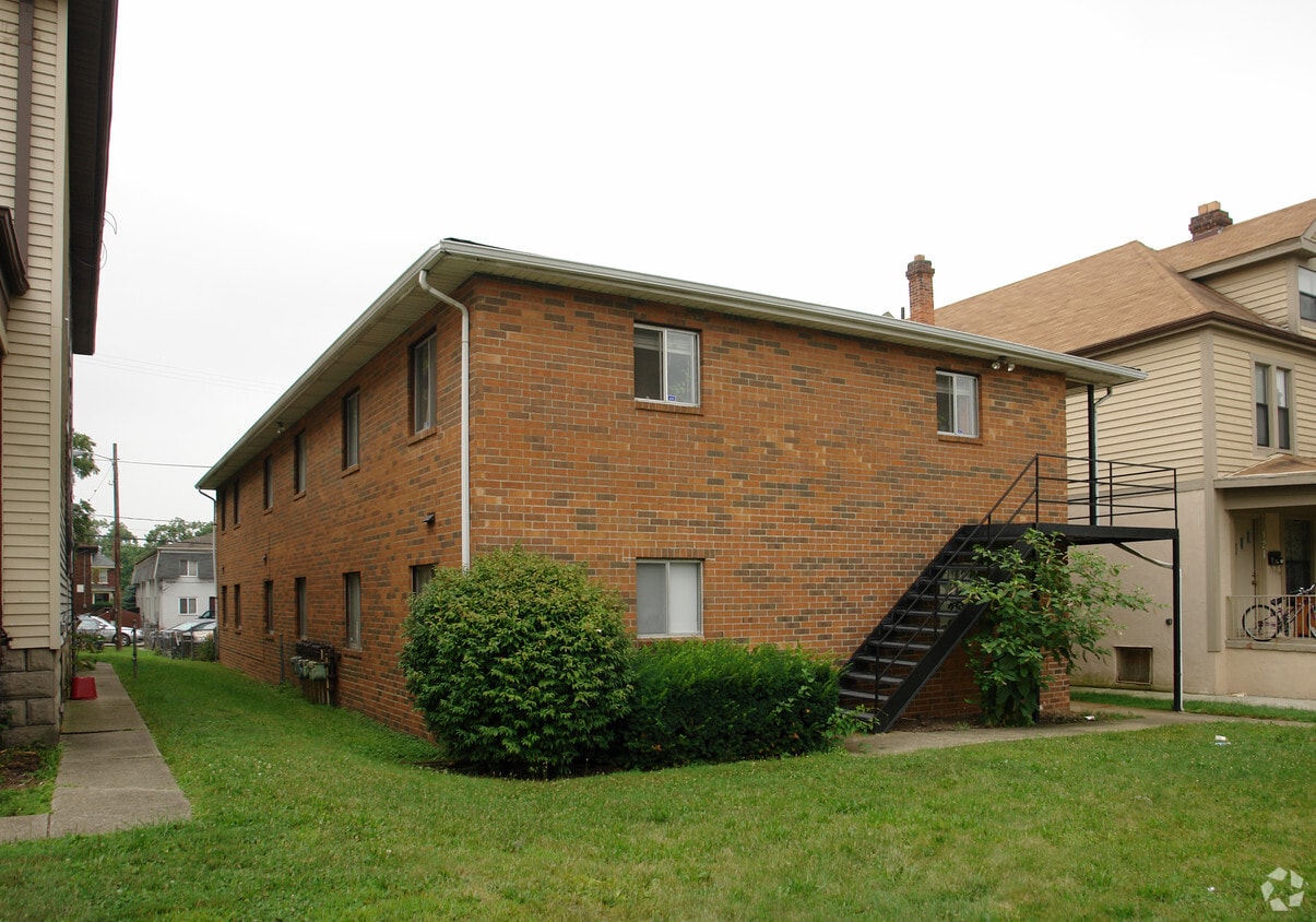 125 E Norwich Ave, Columbus, OH 43201 Apartments in Columbus, OH