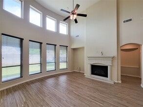 Building Photo - 2611 Yaletzi Ln
