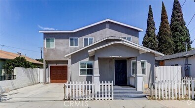 Building Photo - 2108 Lemon Ave