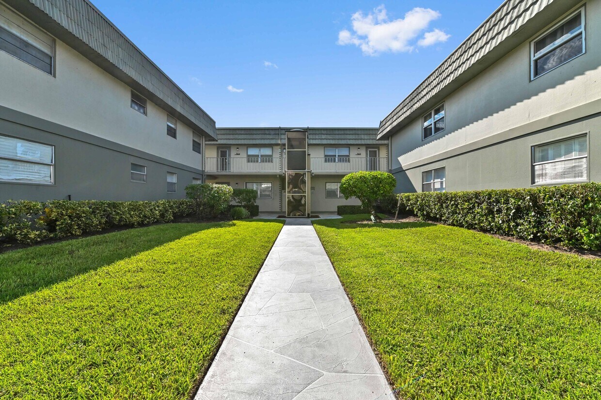 Foto principal - 538 Monaco Way