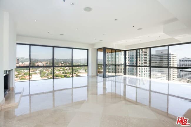 Building Photo - 10750 Wilshire Blvd