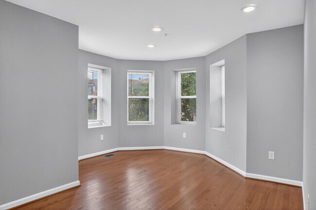 Building Photo - 2917 13th St NW