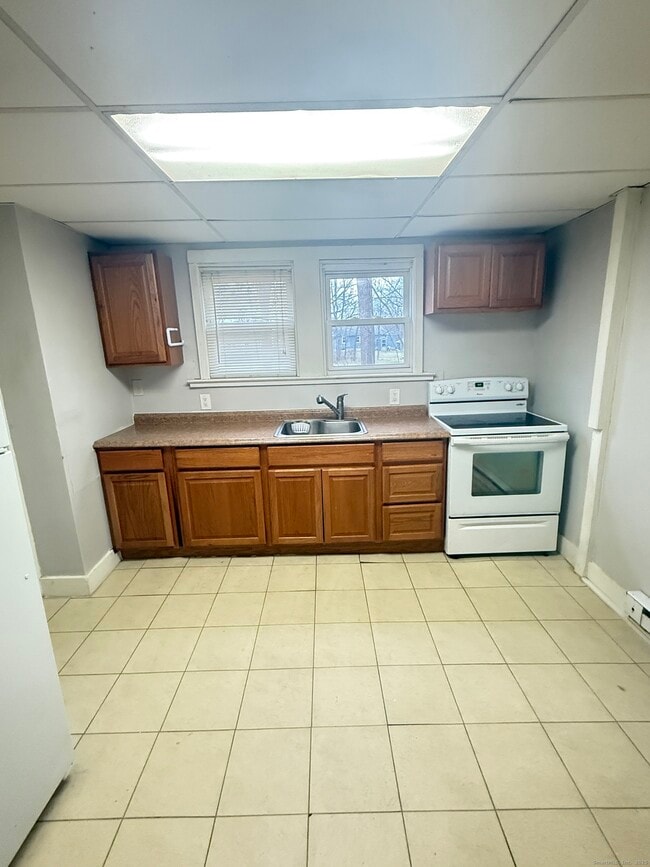 Building Photo - 23 Hayward Ave