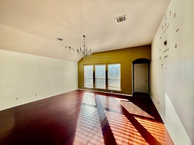 Foto del edificio - 8720 Flying Ranch Rd