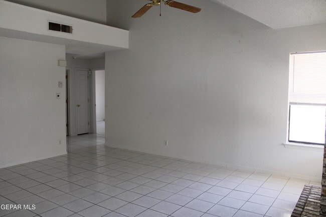Building Photo - 1694 Leroy Bonse Dr