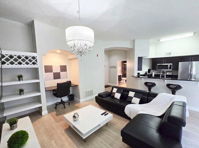 Photo - 7270 Westpointe Blvd Apartment