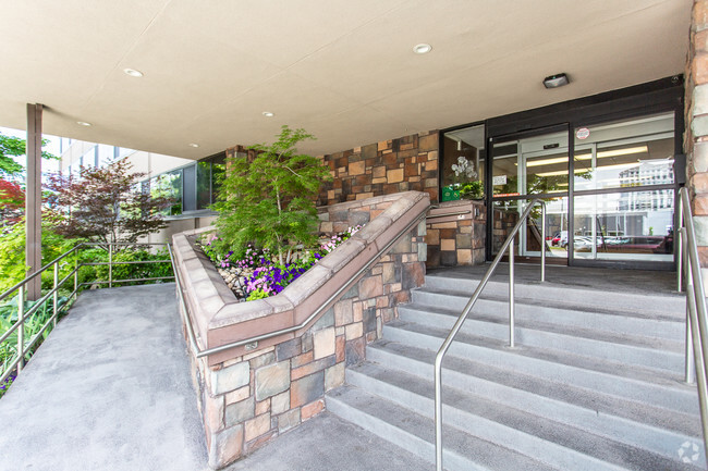 Entrance - Wasatch Manor Apartments - A Senior Community