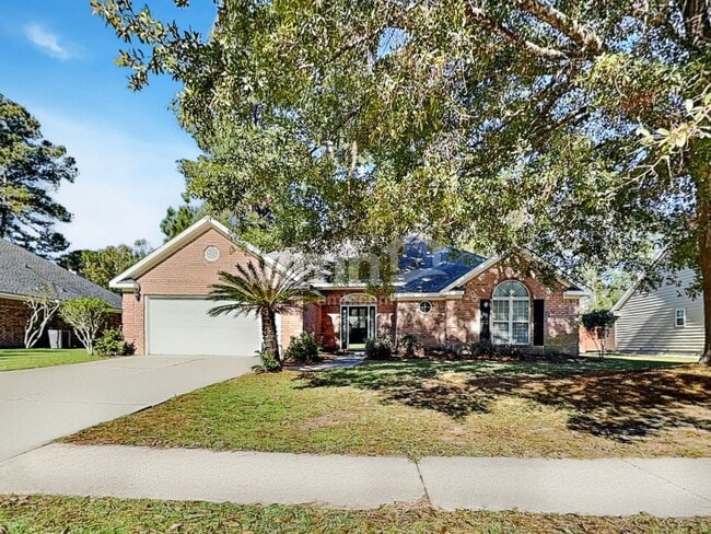 Building Photo - 103 Richmond Way