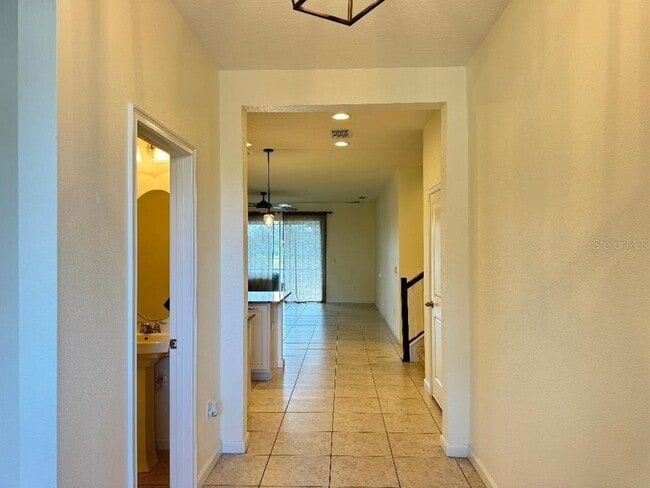 Building Photo - 12377 Streambed Dr