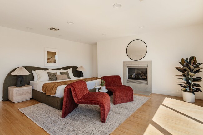 Foto del edificio - 2406 Silver Ridge Ave