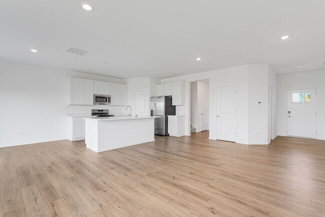 Foto del edificio - 25650 W Wakefield Dr