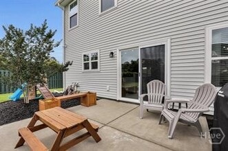 Building Photo - 18 McCrady Dr