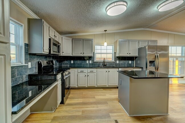 Foto del edificio - 2210 Stony Point Rd