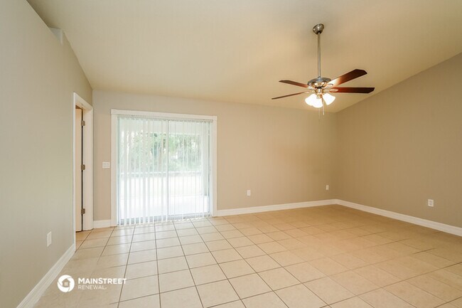 Building Photo - 2666 Malibu Ln
