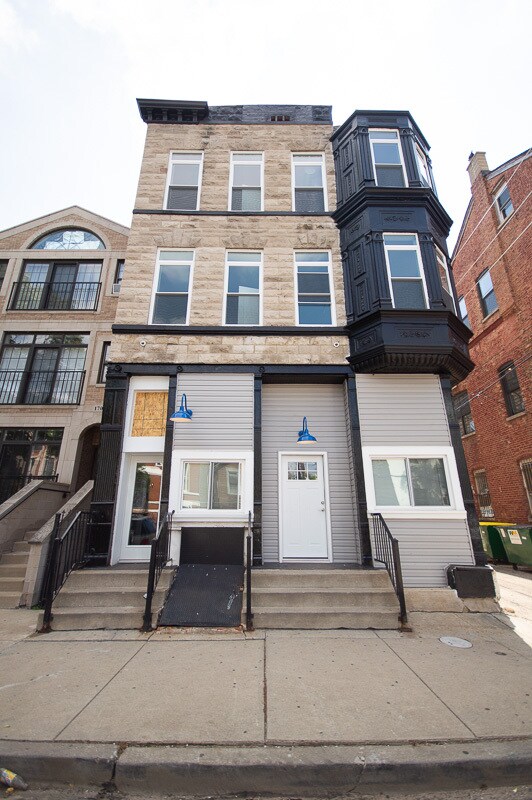 Foto principal - 1708 S Carpenter St