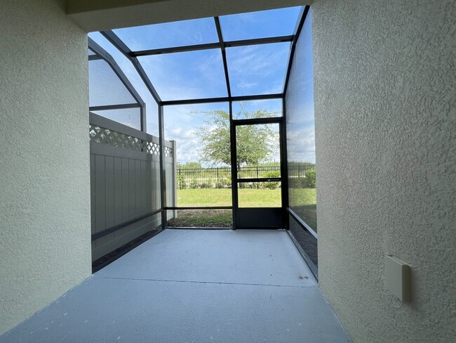 Building Photo - 29817 Southwell Ln