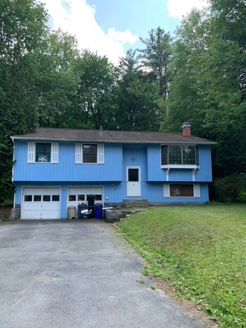 Primary Photo - 7 Cardinal Dr