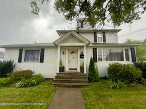 Building Photo - 536 Moosic Rd