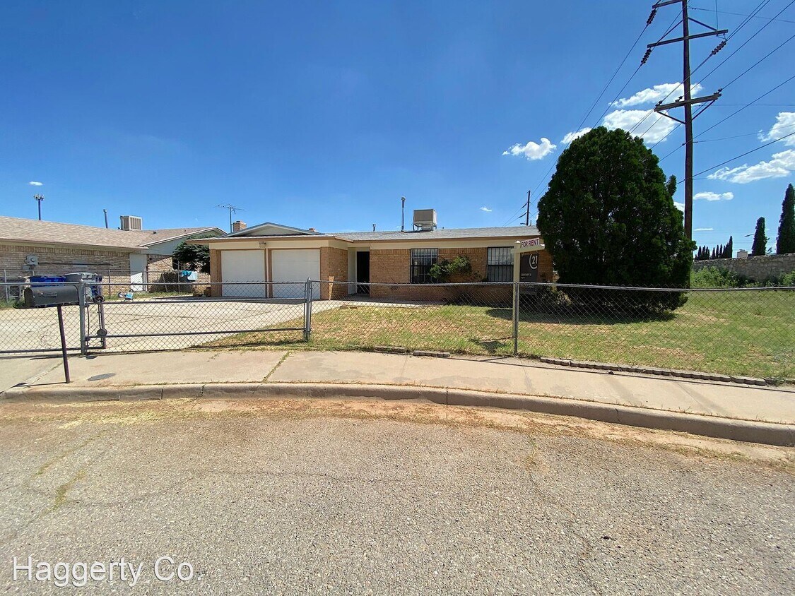Foto principal - 3 br, 2 bath House - 5000 Dearborne