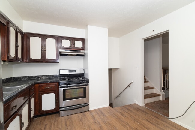 Building Photo - 18716 Restor Ave