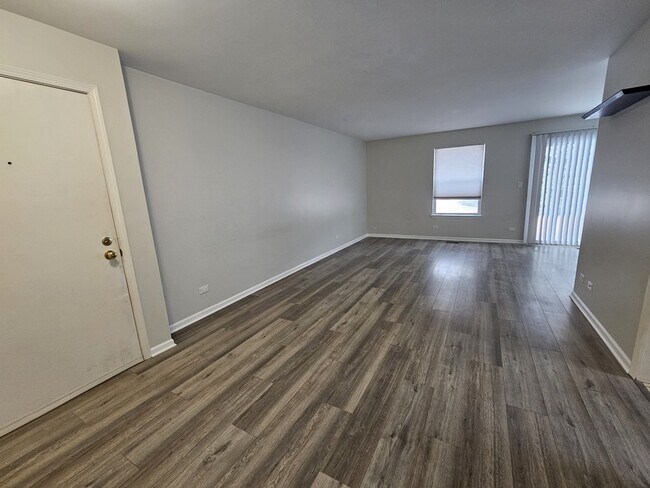 Foto del edificio - 1241 Bradwell Ln