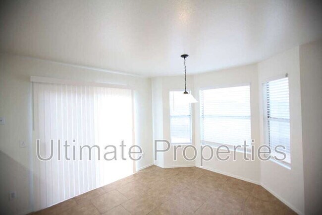 Foto del edificio - 15316 N 89th Ave