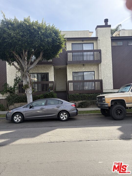 Building Photo - 1702 Brockton Ave