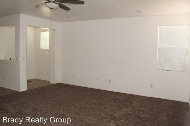 Building Photo - 3 br, 2 bath House - 350 Clarence House #2