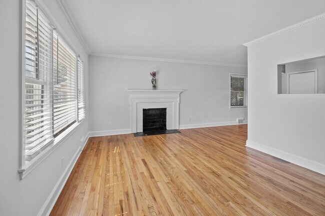 Foto del edificio - Newly Renovated Ranch Home In SE Raleigh! Pet Friendly!