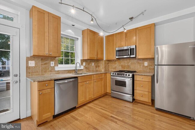 Foto del edificio - 1702 Florida Ave NW