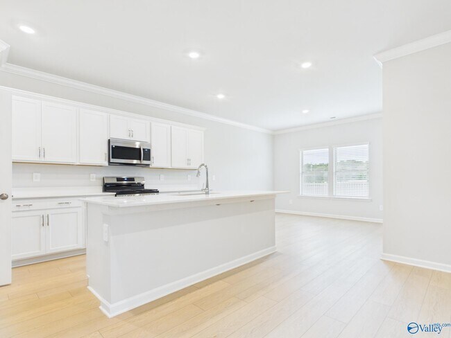 Foto del edificio - 18072 Longleaf Dr