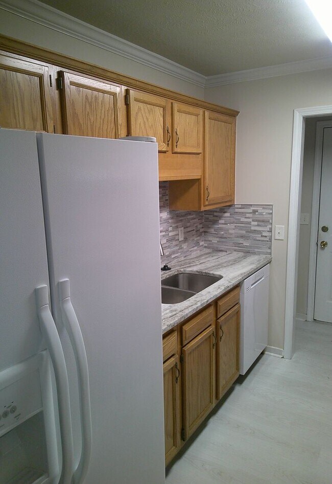 Building Photo - 4314 Blaine Circle Byram, MS 39272
